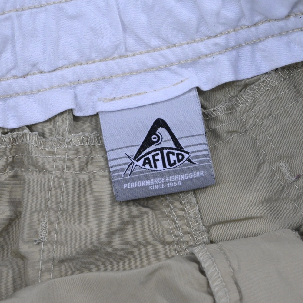 AFTCO Fishing Shorts Men 34 Tan 100% Nylon Performance Cargo Pocket Khaki 6" - Picture 3 of 7